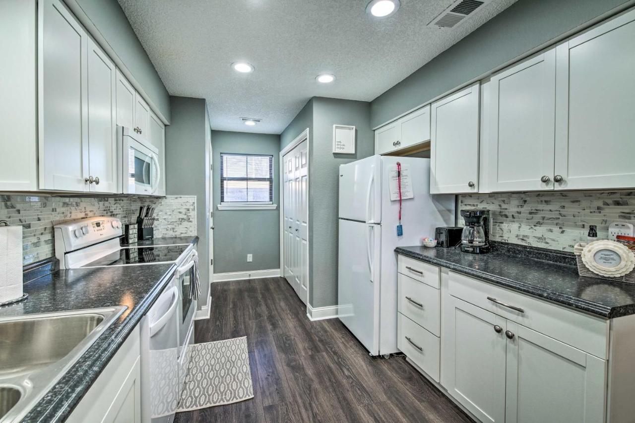 Pet-Friendly Branson Getaway With Private Patio! Apartment Exterior photo